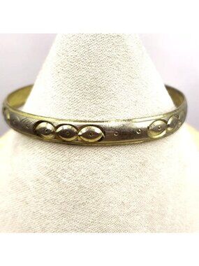 Vintage Gold Tone Etched Oval Design Bangle Bracelet